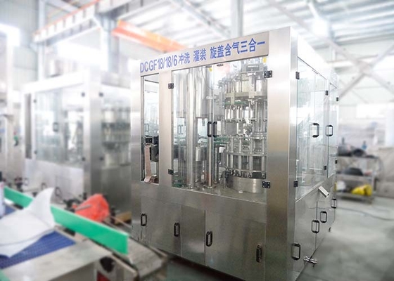 China Automatic Carbonated Drink Filling Machine , Gas Cold Drink Bottle Filling Machine supplier